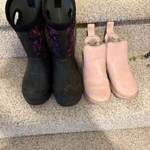 Bogs Black and natives Pink Boots Set sz 12T